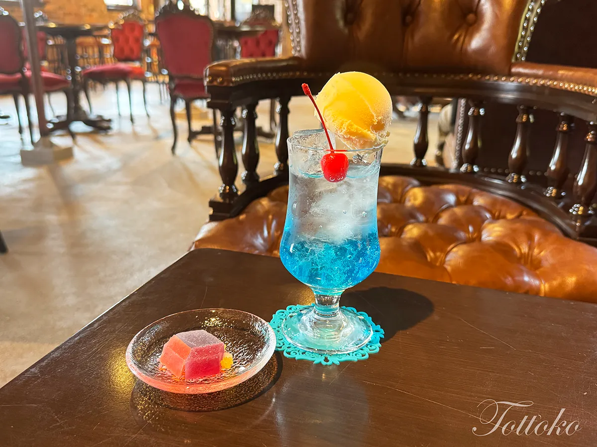 【明治村×鬼滅の刃コラボフード】メイジ珈琲時館を紹介【天元様モンブランとしのぶさんの藤の花ドリンク】