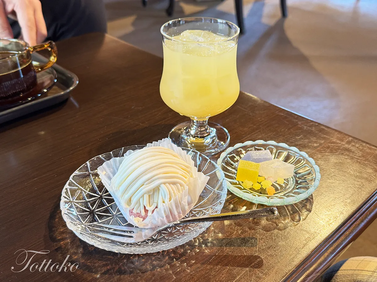 【明治村×鬼滅の刃コラボフード】メイジ珈琲時館を紹介【天元様モンブランとしのぶさんの藤の花ドリンク】