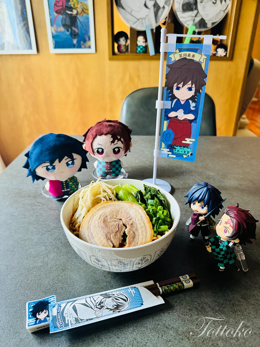 【鬼滅の刃×宅麺】コラボラーメン実食レビュー【宅麺＆らくうまを食べ比べてみたよ】凪ラーメン