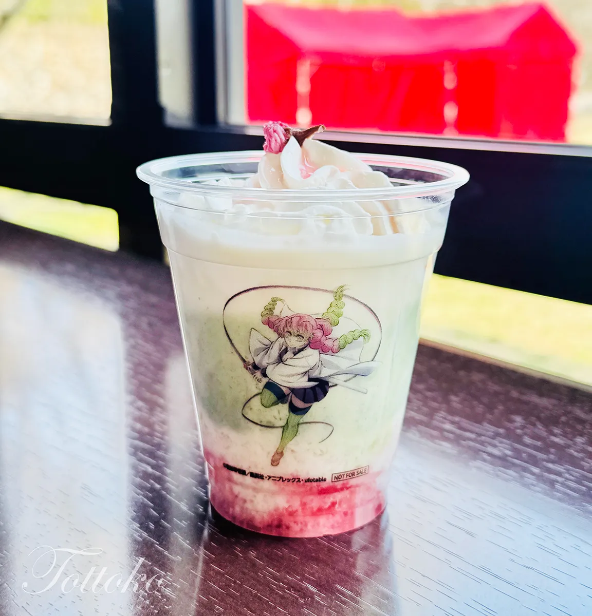 【明治村×鬼滅の刃コラボフード】蜜璃ちゃんの桜ドリンクと伊之助まん【食道楽のカフェを紹介】