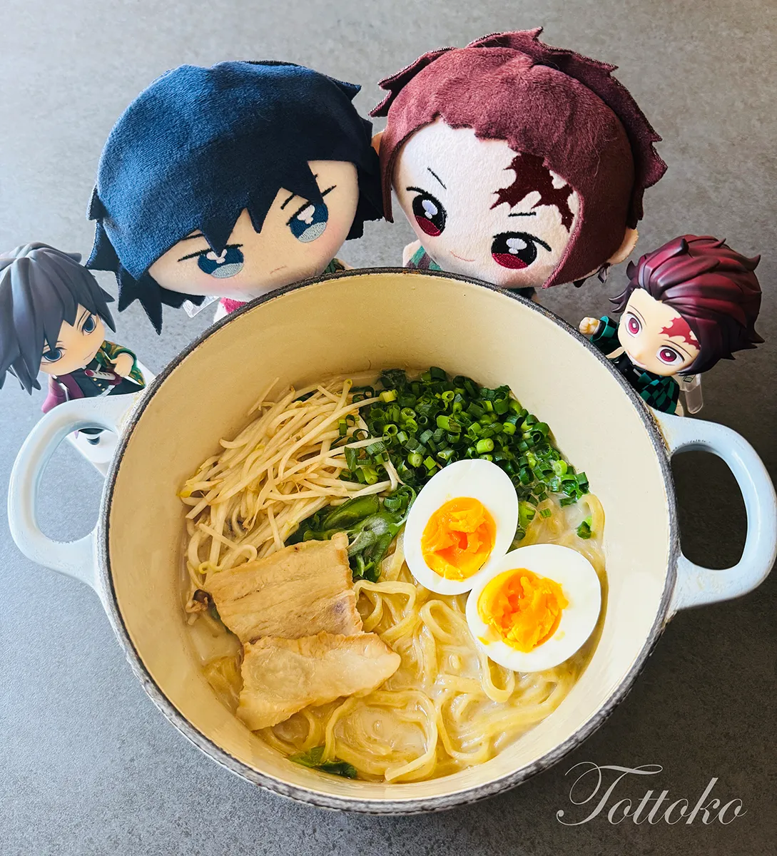 【鬼滅の刃×宅麺】コラボラーメン実食レビュー【宅麺＆らくうまを食べ比べてみたよ】凪ラーメン