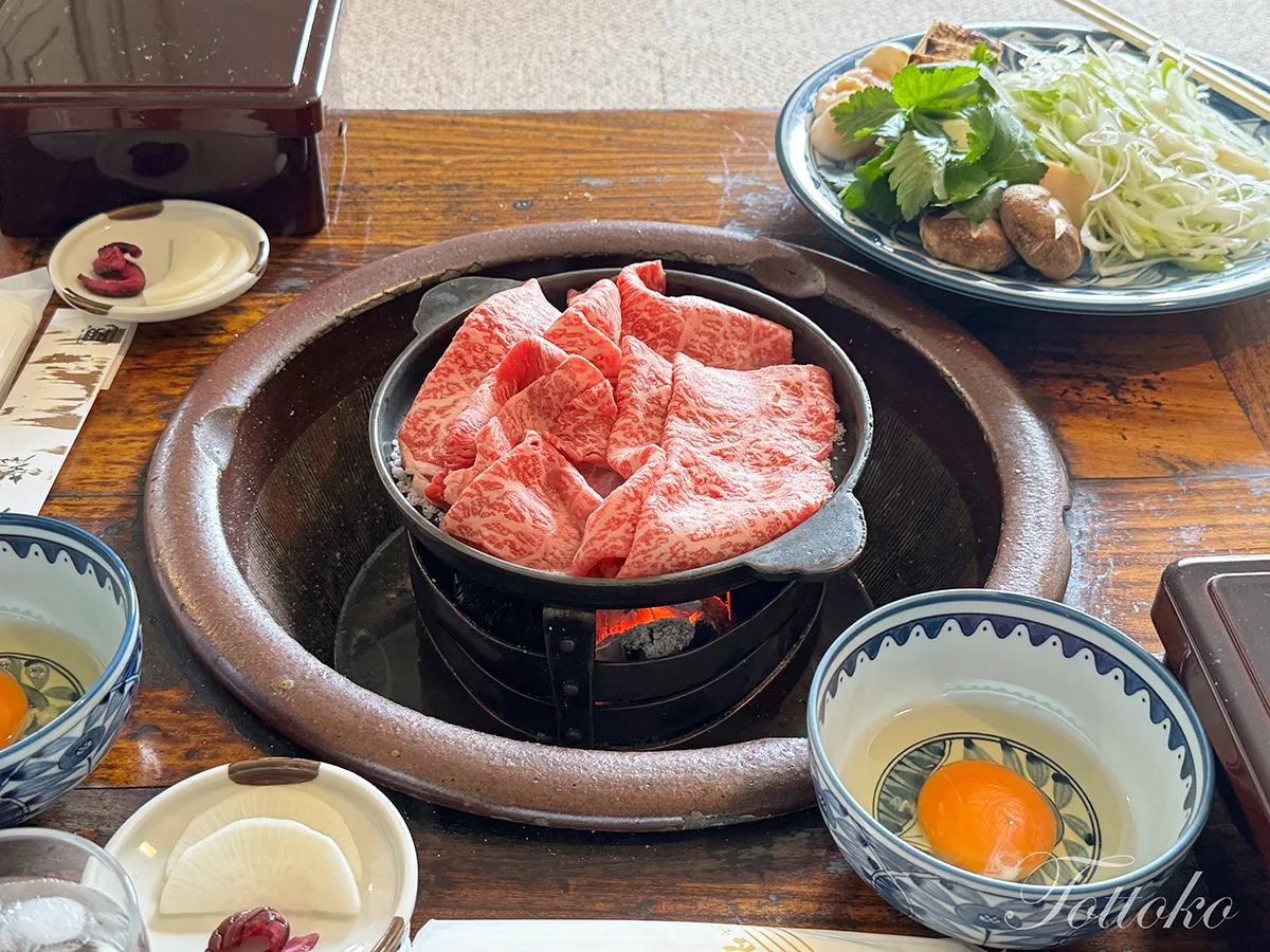 【明治村×鬼滅の刃コラボフード】大井牛肉店の煉獄さんの牛鍋レポ。本当にうまい！贅沢な一品です。