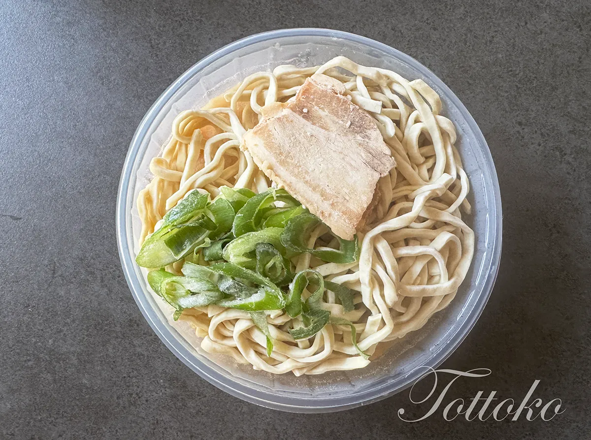 【鬼滅の刃×宅麺】コラボラーメン実食レビュー【宅麺＆らくうまを食べ比べてみたよ】凪ラーメン