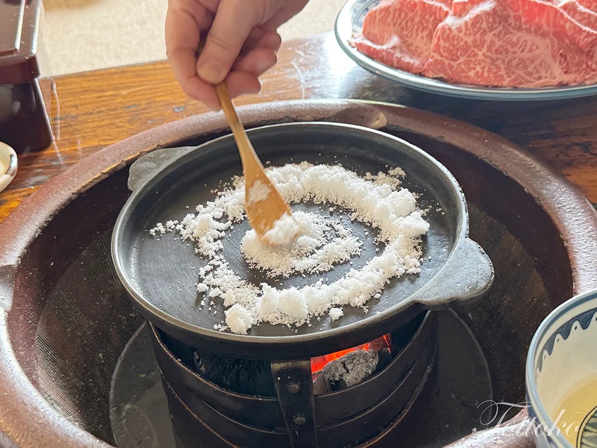 【明治村×鬼滅の刃コラボフード】大井牛肉店の煉獄さんの牛鍋レポ。本当にうまい!贅沢な一品です。