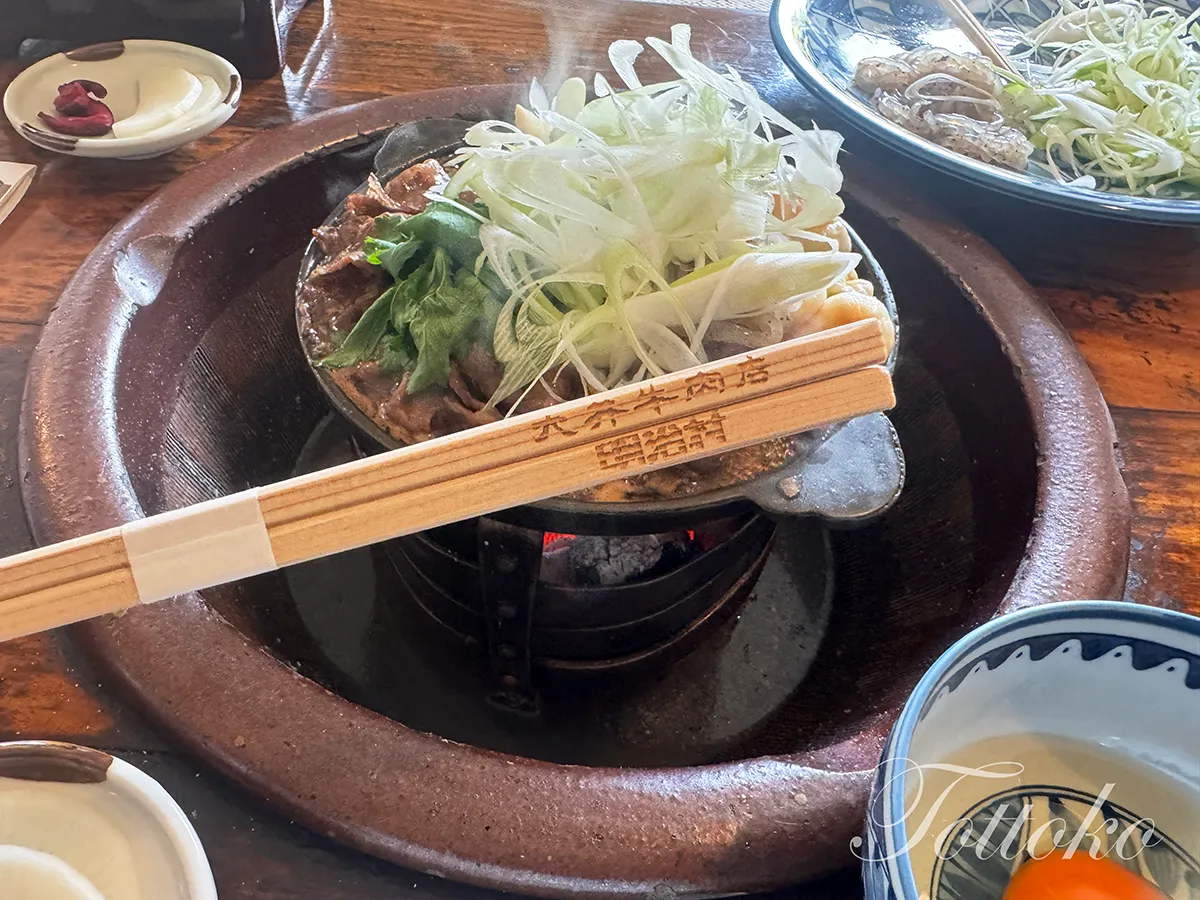 【明治村×鬼滅の刃コラボフード】大井牛肉店の煉獄さんの牛鍋レポ。本当にうまい!贅沢な一品です。