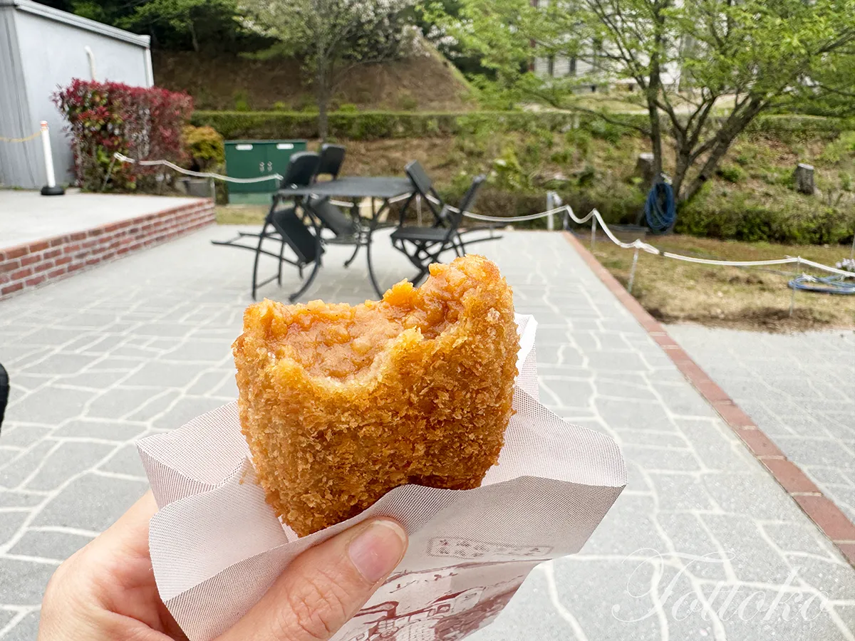 【明治村×鬼滅の刃コラボフード】善逸の雷の呼吸レモンヨーグルトドリンクを紹介【食道楽のコロツケーの店で飲めるよ】