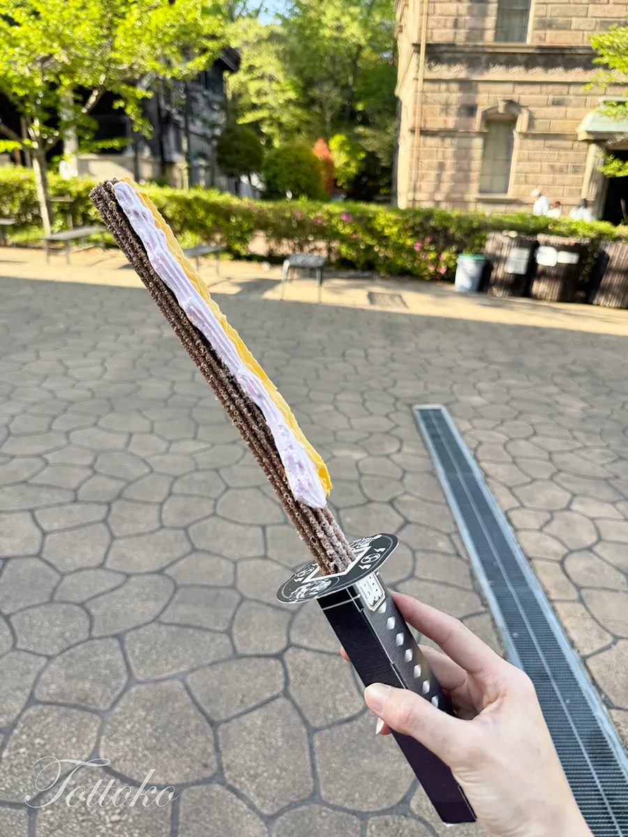 炭治郎推しには外せない！炭治郎のヒノカミ神楽円舞チュロスを紹介【明治村×鬼滅の刃コラボフード】