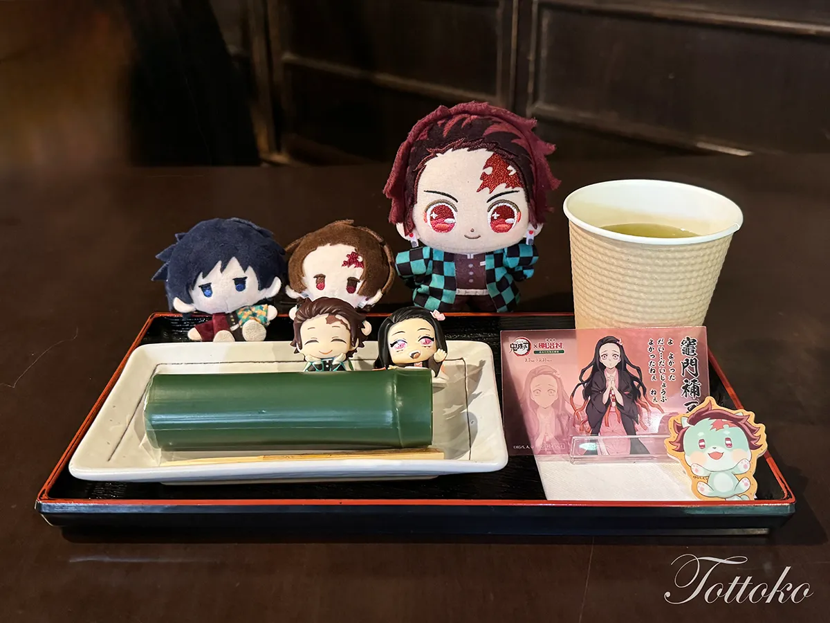 【明治村2丁目の京甘味処なか井茶屋】禰豆子の竹ようかんとお茶のセットを紹介