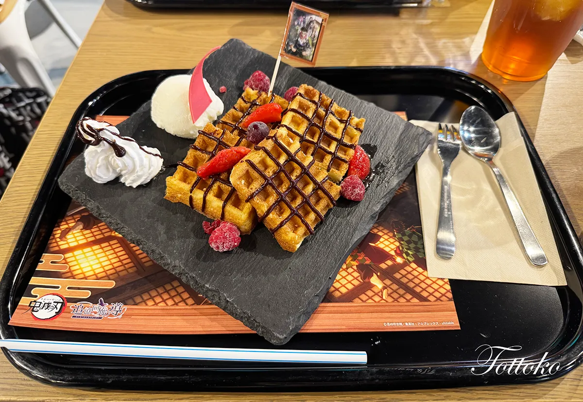 namco×鬼滅の刃「追憶回廊ノ導」コラボメニューを食べてきたよ【カフェコーナーレポ】柱結集チョコレートワッフルプレート