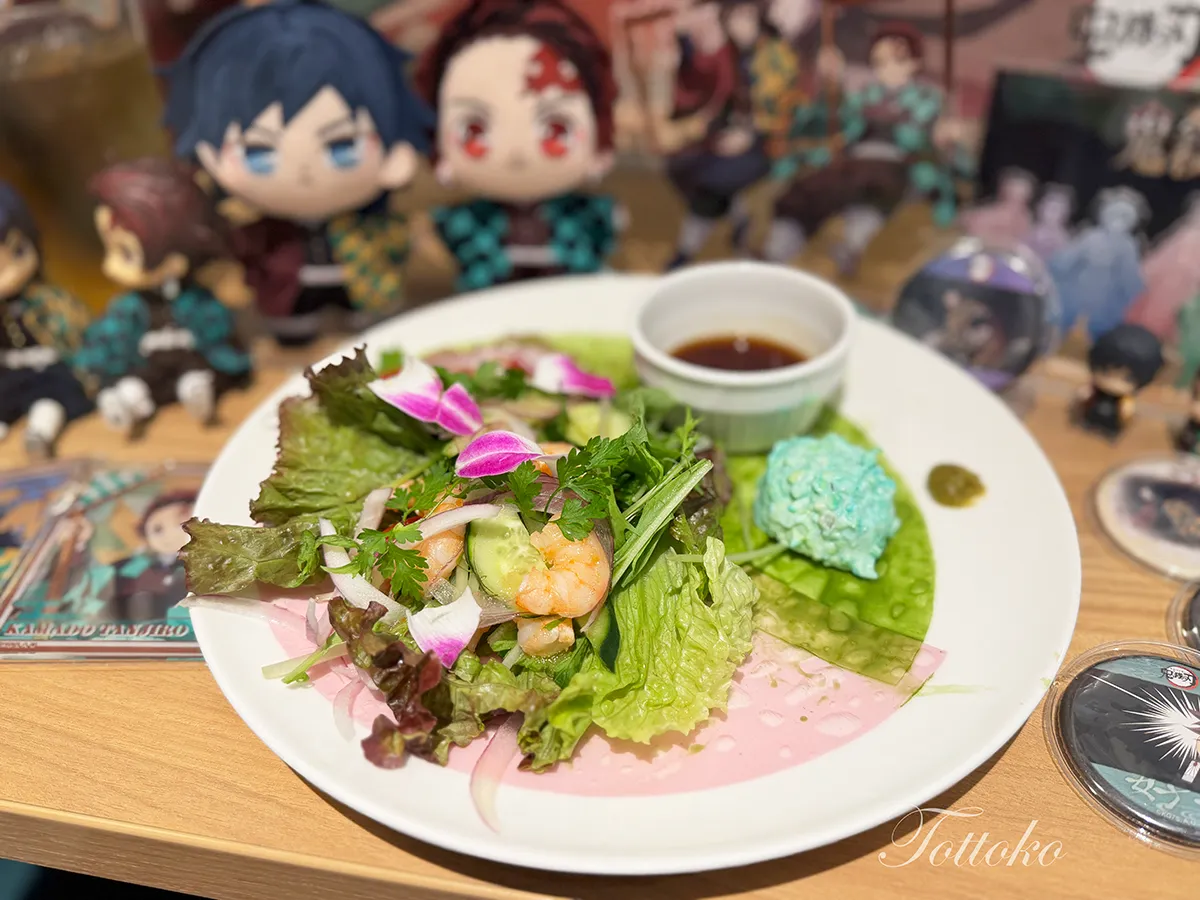 【那田蜘蛛山 飲食レポ】ufotablecafe鬼滅の刃再放送 立志編第四期しのぶと義勇のヘッドロックサラダ