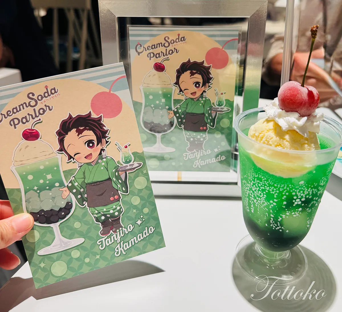 鬼滅の刃クリームソーダ―パーラー2026飲食レポ【推しクリームソーダは店舗別】ufotableDINING本店の炭治郎のクリームソーダ