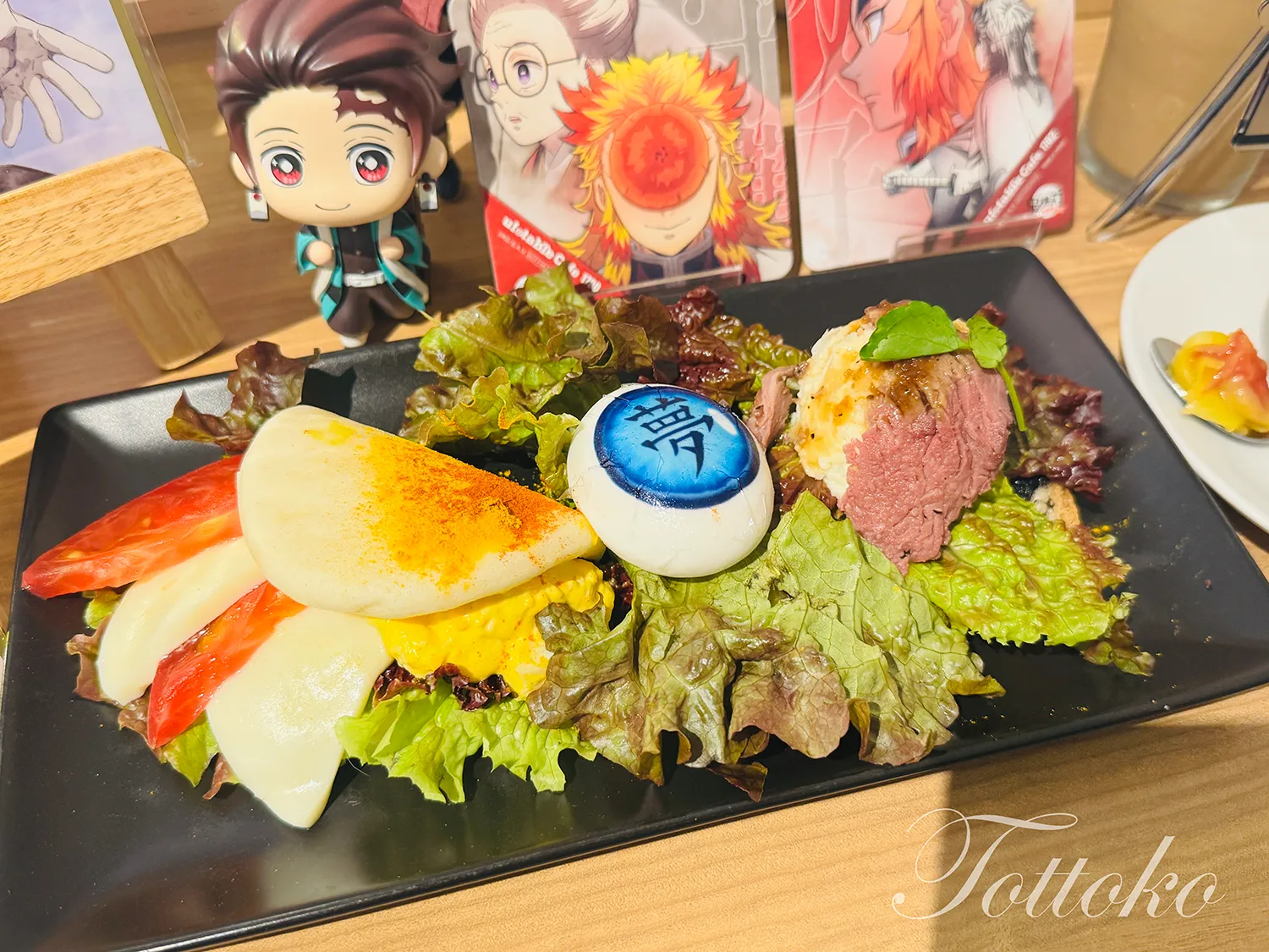 ufotablecafe無限列車編第一期 飲食レポ。ufotablecafe無限列車編第一期 飲食レポ。ドリンクノベルティコースター魘夢のブルスケッタ
